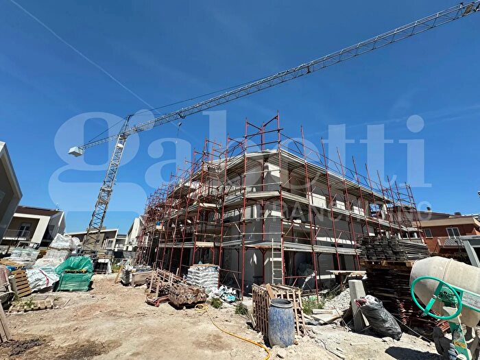 Casa quadrilocale in vendita in Via JKennedy, Marino