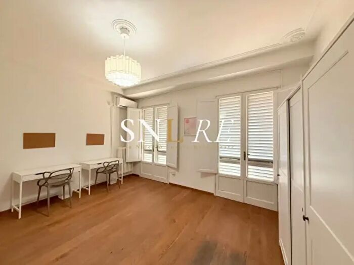 Appartamento con 6 locali in vendita in Ponte Vecchio, Firenze