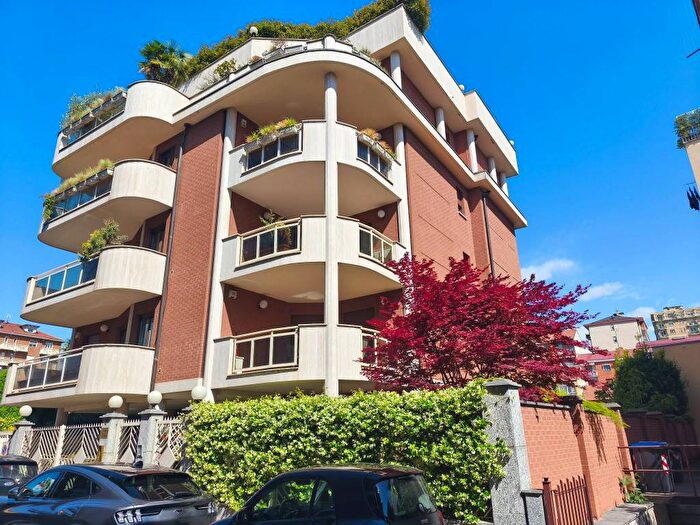 Appartamento trilocale in affitto in Via Gaetano Donizetti, Santa Maria, Collegno