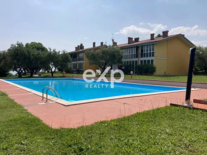 Appartamento bilocale in vendita in Soiano Del Lago