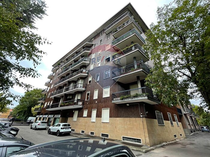 Appartamento quadrilocale in affitto in Via Meda, Rho