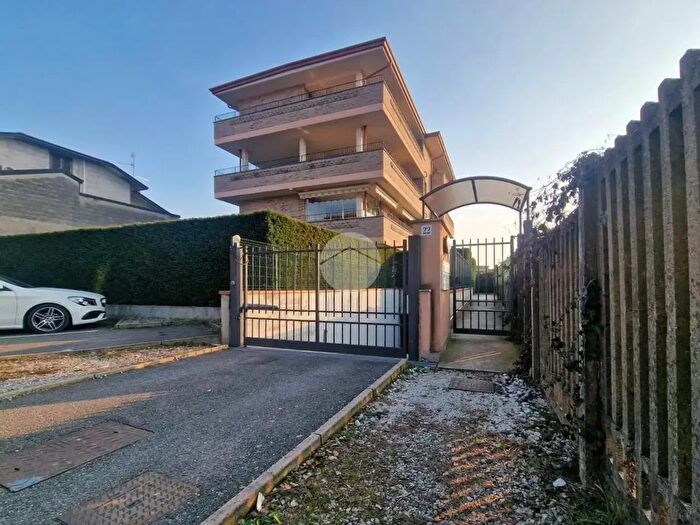 Appartamento quadrilocale in vendita in Via Vincenzo Gioberti, Seveso