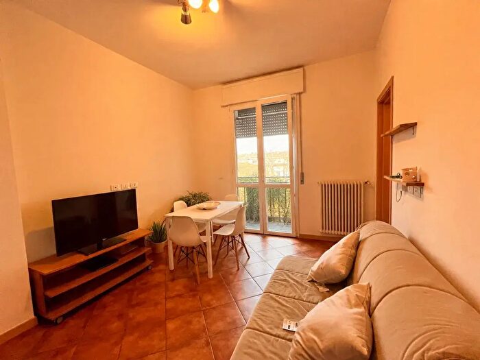 Appartamento trilocale in affitto in Via Sorbelli, Bologna