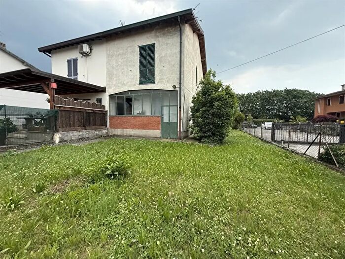 Case in Vendita e in Affitto - 3