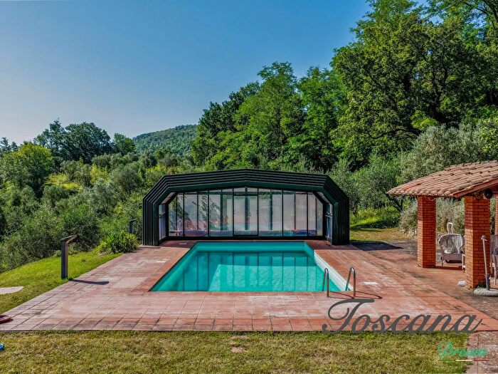 Casa con 5 locali in vendita in Castelnuovo di Val di Cecina