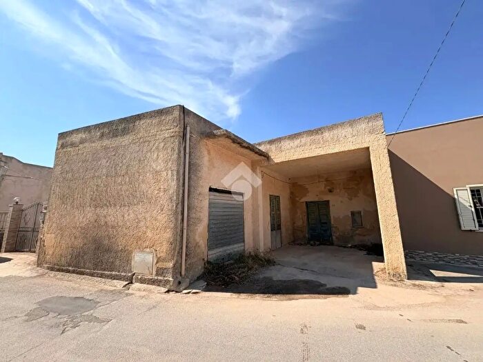 Casa trilocale in vendita in Contrada Amabilina, Marsala