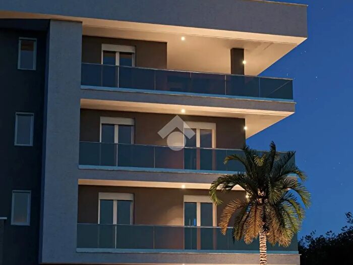 Appartamento quadrilocale in vendita in Via della Libertà, Bisceglie