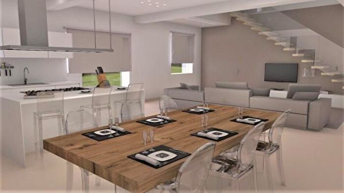 Case in Vendita e in Affitto - 3