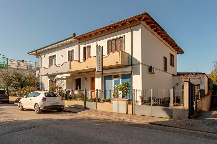Casa con 5 locali in vendita in Via Fratelli Bandiera, Campi Bisenzio