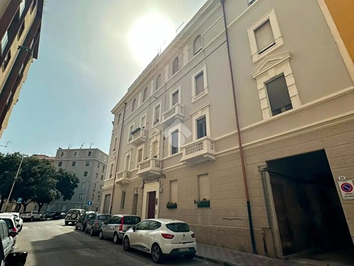 Appartamento trilocale in vendita in Via Gaetano Donizetti, Cagliari