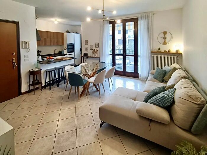 Appartamento trilocale in vendita in Borgo Virgilio