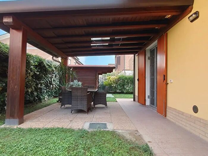 Case in Vendita e in Affitto - 3