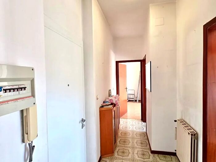 Appartamento trilocale in vendita in Viareggio