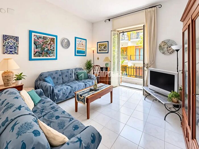 Appartamento trilocale in vendita in Napoli