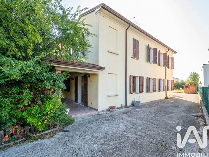 Casa quadrilocale in vendita in Via Guglielmo Marconi, Curtatone