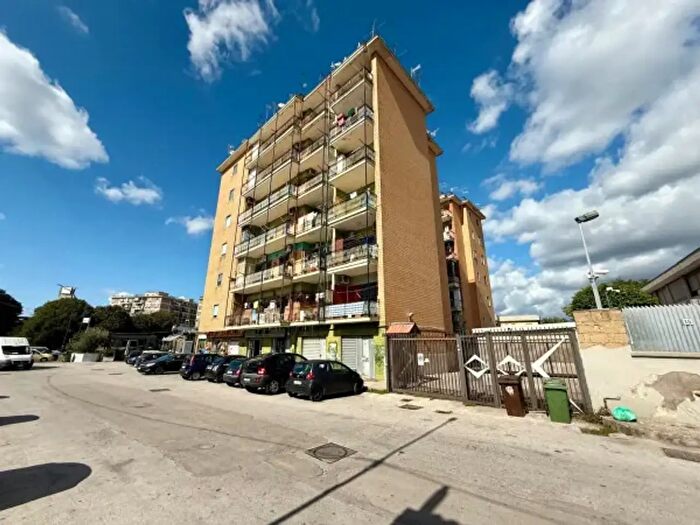 Appartamento quadrilocale in vendita in Via Giuseppe Meazza, Casoria