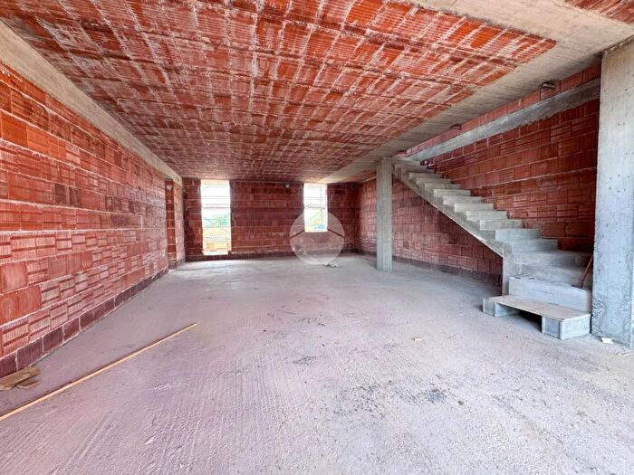 Casa quadrilocale in vendita in Via Cerlungo, Montichiari