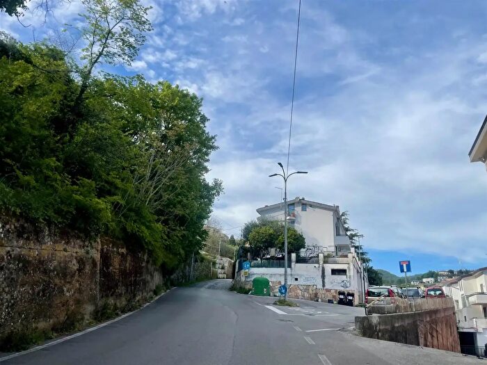Appartamento trilocale in vendita in Cava De' Tirreni