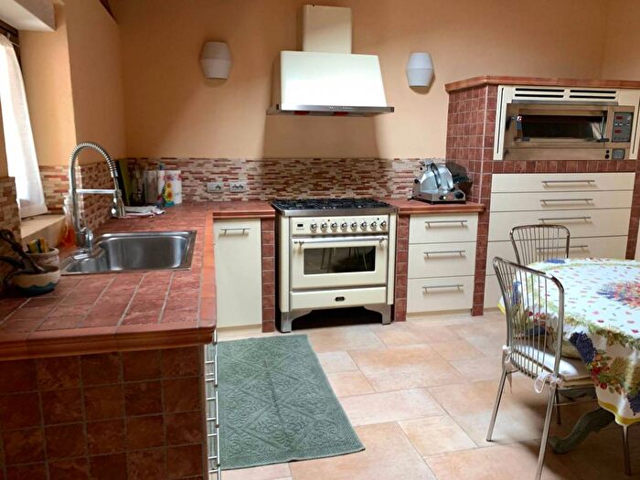 Casa con 5 locali in affitto in Monteviale