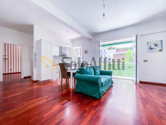 Appartamento bilocale in affitto in Via Camillo De Nardis, Napoli