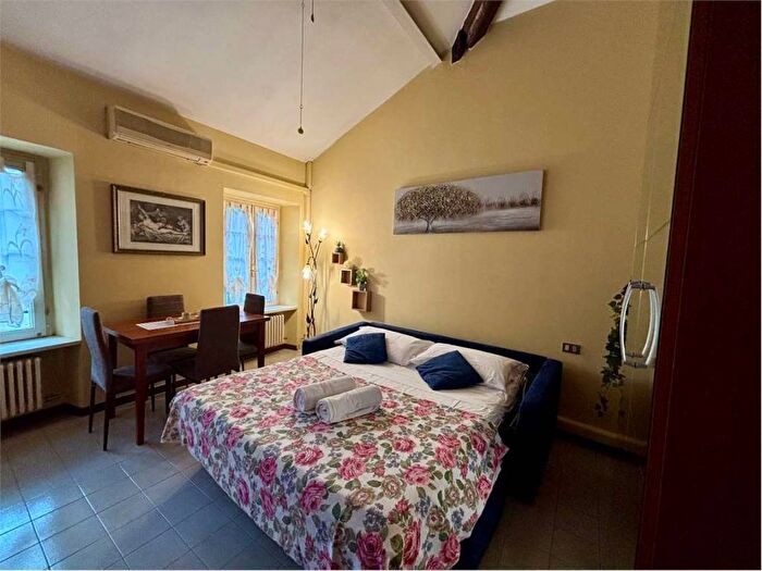 Appartamento monolocale in affitto in Via Cigalini, Borghi, Como