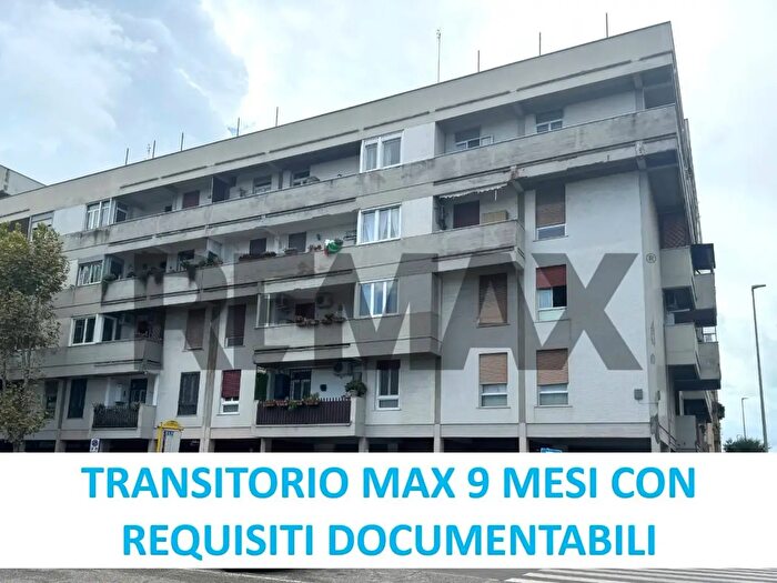 Appartamento trilocale in affitto in Roma
