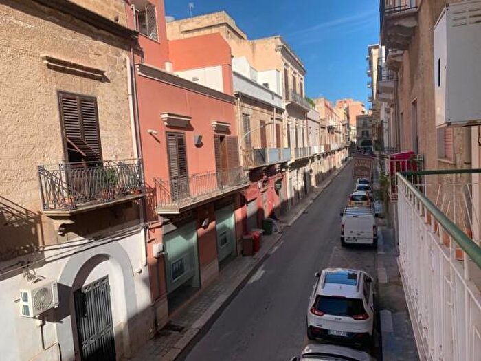 Casa trilocale in vendita in Via Stefano Bilardello, Marsala