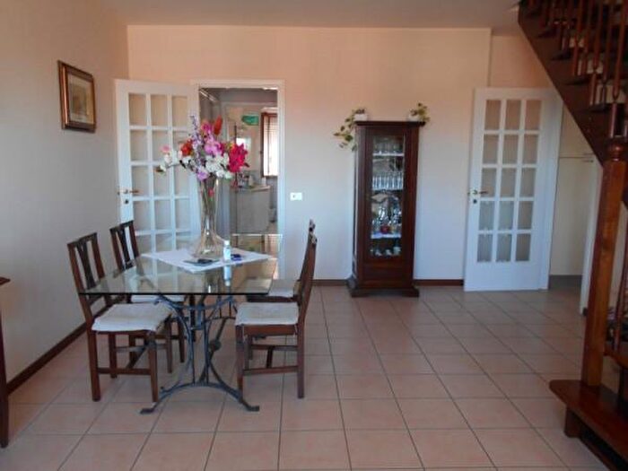 Appartamento con 6 locali in vendita in Via dei Colli, Jesi