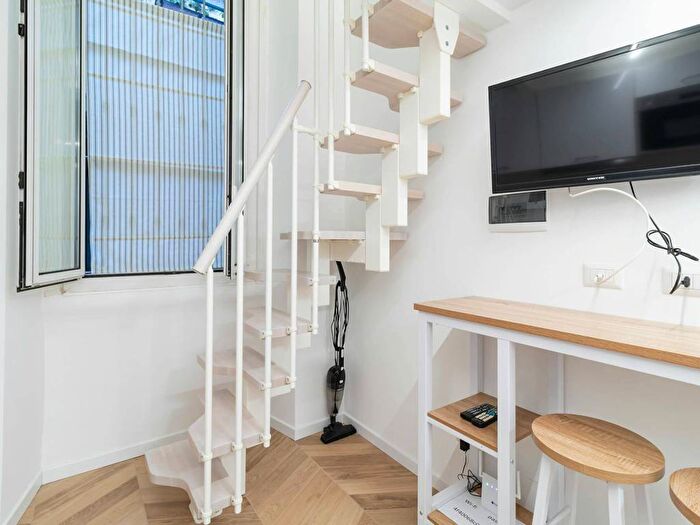 Appartamento monolocale in affitto in Via Aminto Caretto, Centrale, Milano