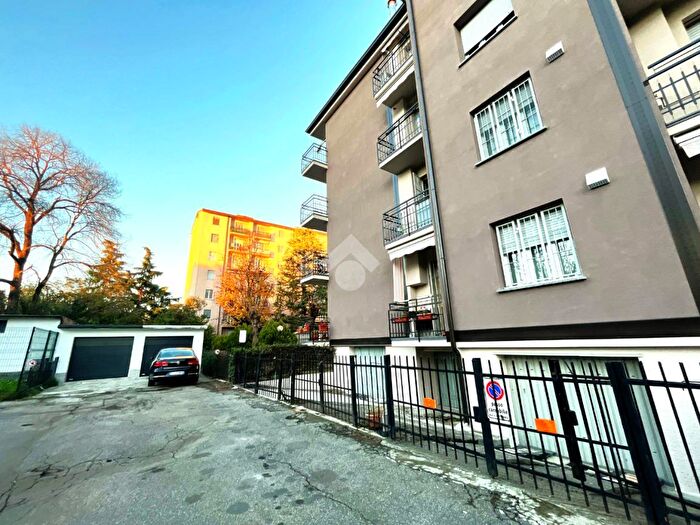 Appartamento bilocale in vendita in Via Roma, Carnate