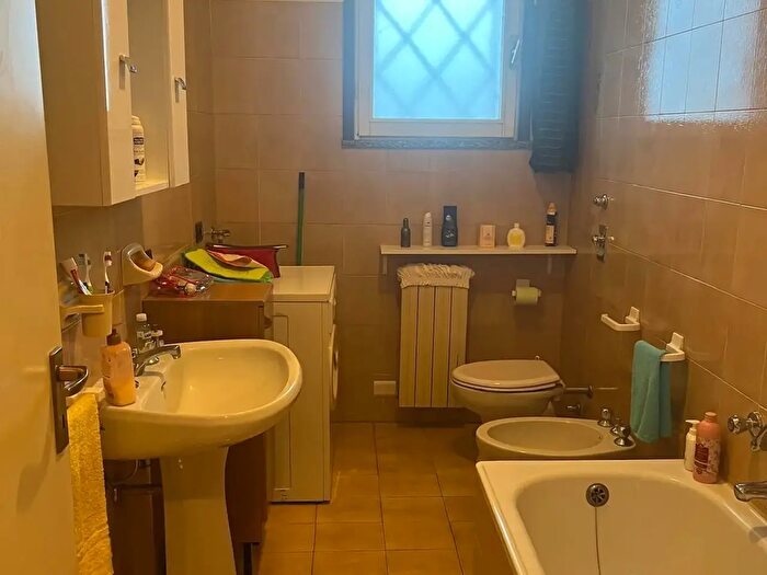 Appartamento bilocale in affitto in Via Giuseppe Parini, Bosisio Parini