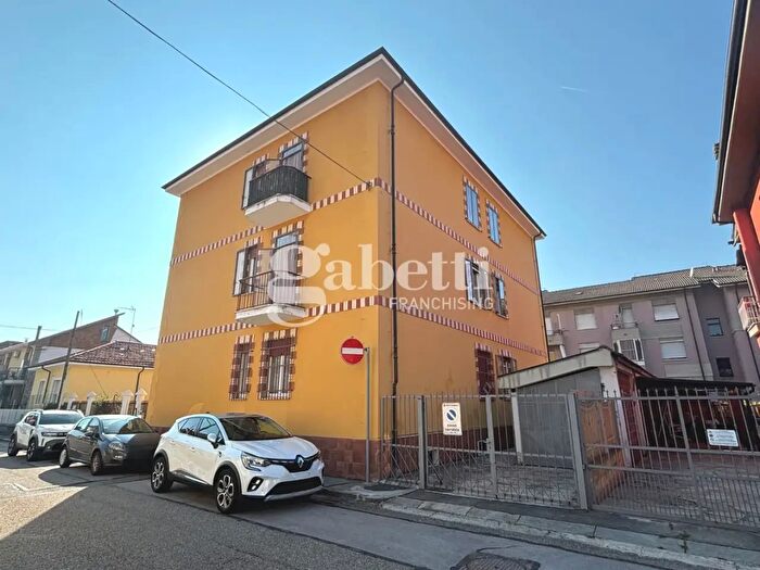 Appartamento trilocale in affitto in Via Fratelli Rosselli, Grugliasco