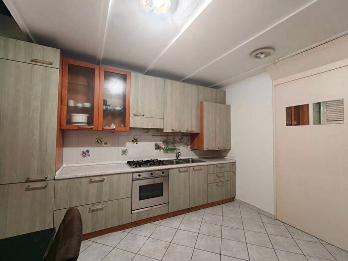 Appartamento bilocale in affitto in Via Luigi Leonardo Colli, Crocetta, Torino