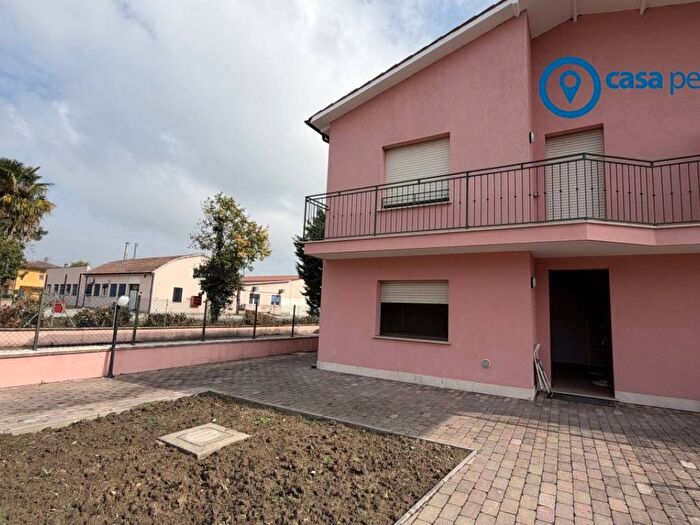 Casa trilocale in affitto in Via San Pietro Martire, Borgo, Pontecchio Polesine