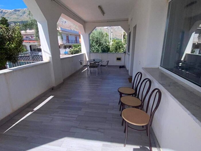 Casa con 5 locali in affitto in Via Egadi, Villagrazia di Carini, Carini