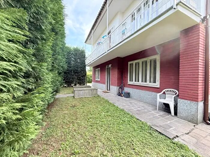 Casa con 6 locali in vendita in Via Maggio, Bressana Bottarone