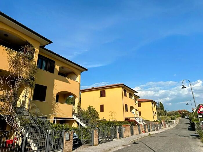 Casa trilocale in vendita in Suvereto