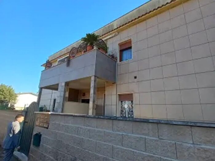 Appartamento trilocale in vendita in Via Angioletti, Anzio