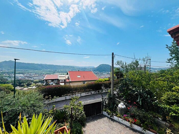 Appartamento bilocale in affitto in Via AgnanoAstroni, Bagnoli, Napoli