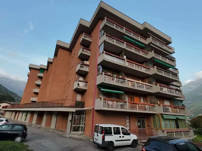 Appartamento bilocale in vendita in Via Parigi, Aosta