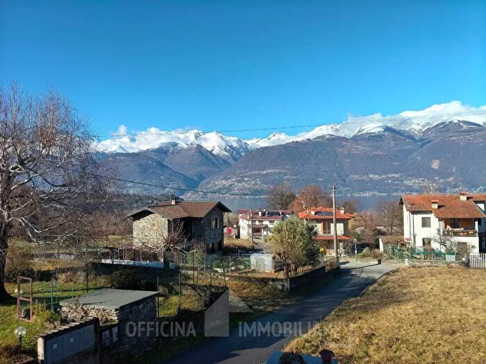 Appartamento quadrilocale in vendita in Via Borgonuovo, Colico