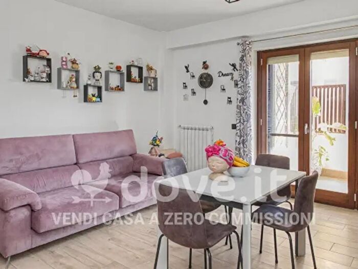 Appartamento trilocale in vendita in Via Caltanissetta, Aprilia