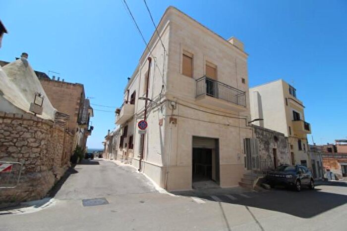 Appartamento trilocale in vendita in Via Fratelli Bandiera, Villa Castelli