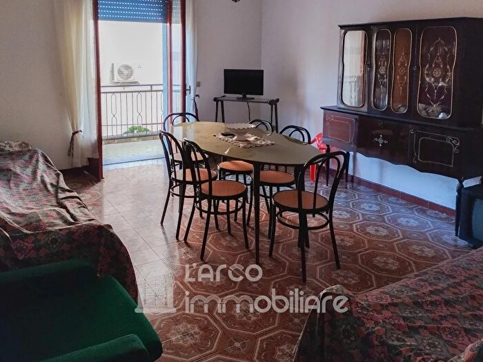 Appartamento con 5 locali in vendita in Belvedere Marittimo