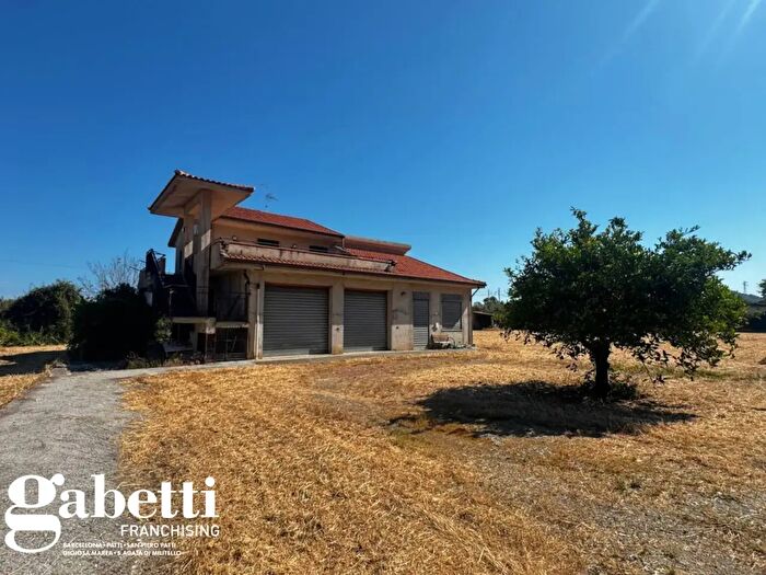 Casa trilocale in vendita in Case Nuove Russo, Patti