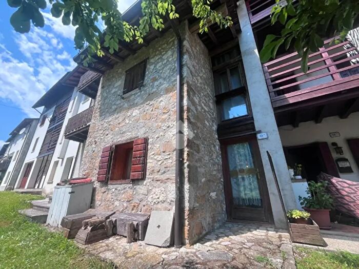 Casa trilocale in vendita in Via Bosplans, Andreis
