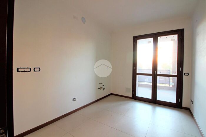 Appartamento trilocale in vendita in Via della Libertà, Corbetta