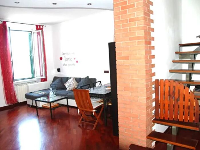 Appartamento quadrilocale in vendita in Via Tito Strozzi, Livorno