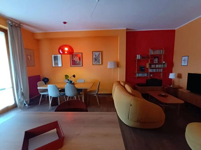 Appartamento con 5 locali in vendita in Iccolò Paganini, Sinalunga