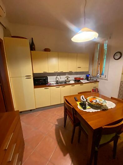 Appartamento bilocale in vendita in Via Doberdò, Parma